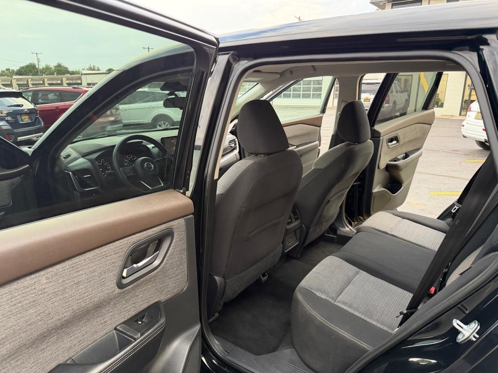 Nissan Rogue SV 2021
