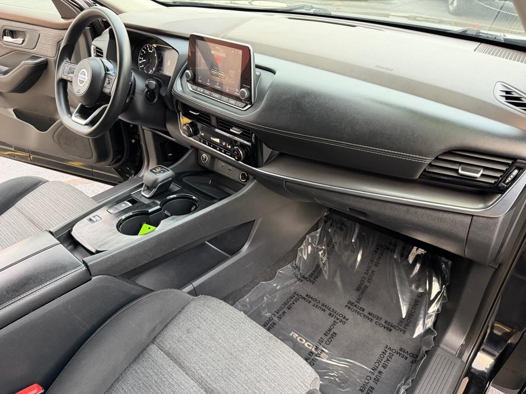 Nissan Rogue SV 2021