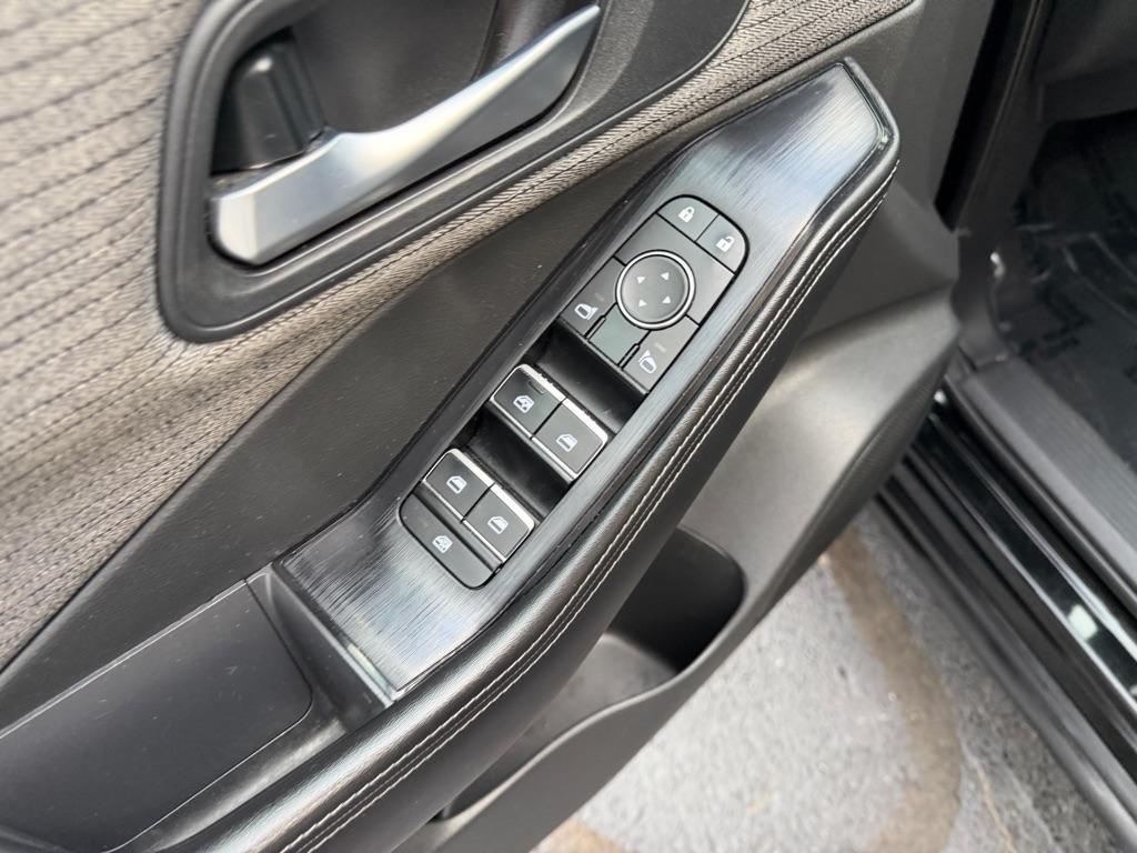 Nissan Rogue SV 2021
