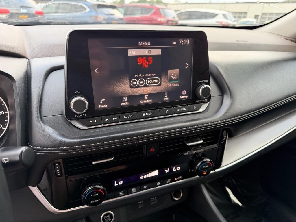 Nissan Rogue SV 2021