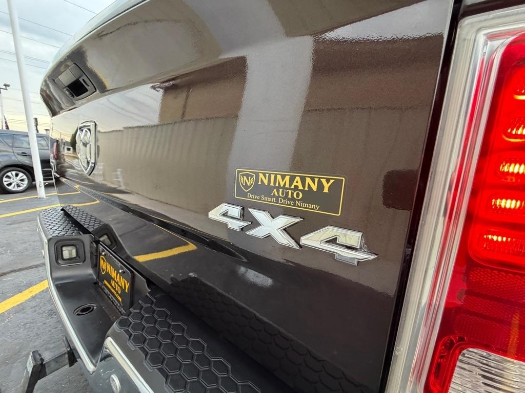 RAM 1500 Laramie Crew Cab SWB 4WD 2016