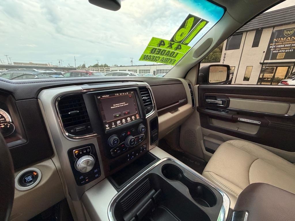 RAM 1500 Laramie Crew Cab SWB 4WD 2016