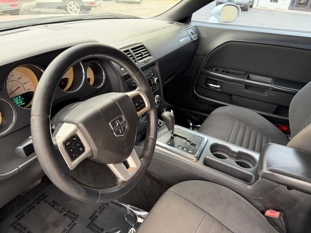 Dodge Challenger SXT 2012