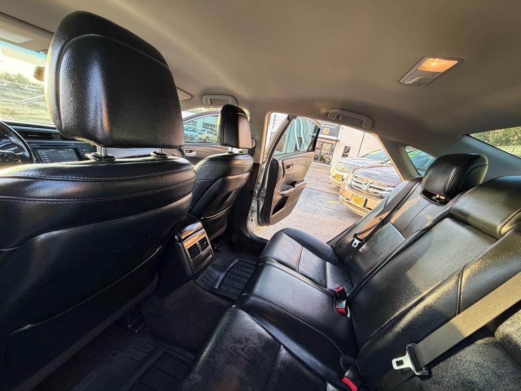 Toyota Avalon XLE 2016