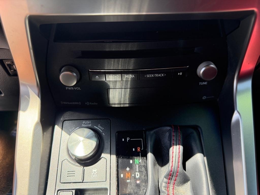 Lexus NX 200t FWD 2019