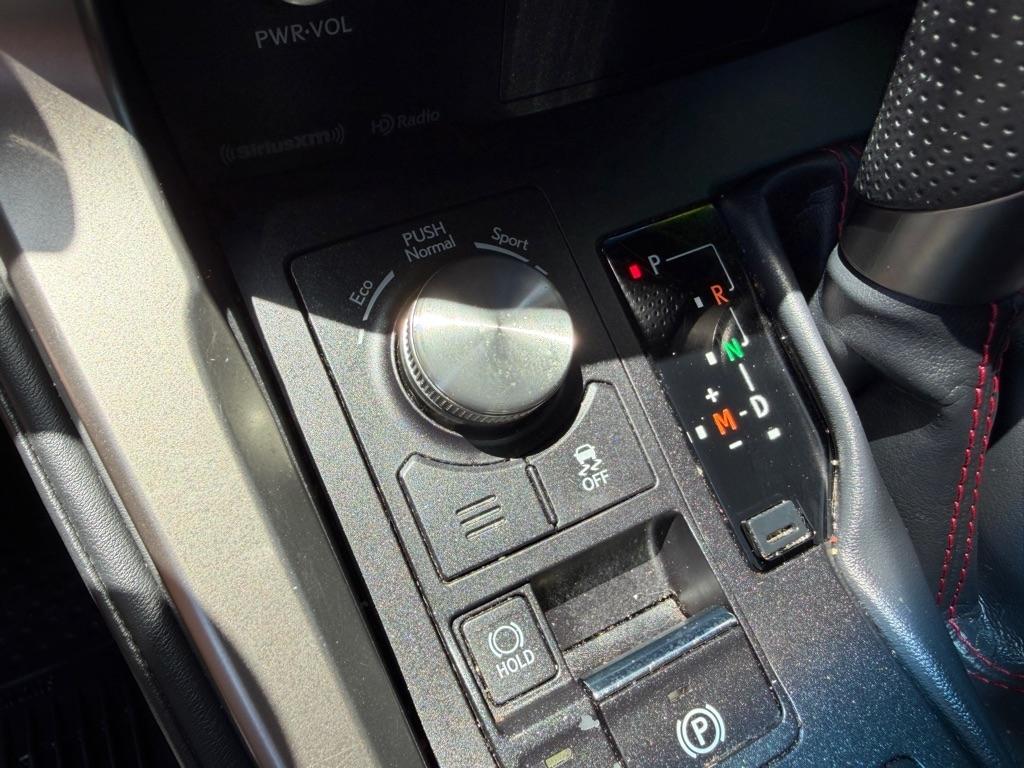 Lexus NX 200t FWD 2019