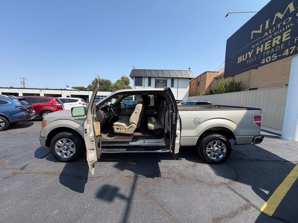 Ford F-150 XL SuperCab 8-ft. Bed 2WD 2009