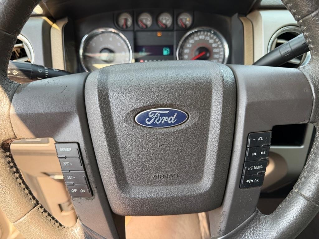 Ford F-150 XL SuperCab 8-ft. Bed 2WD 2009