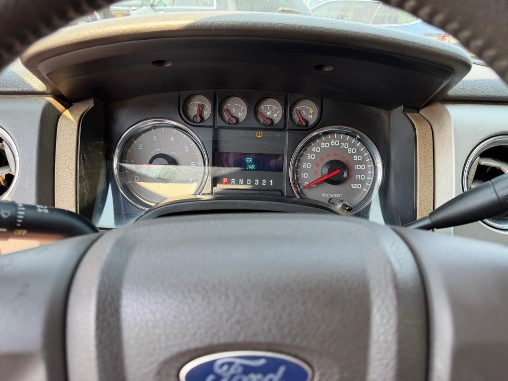 Ford F-150 XL SuperCab 8-ft. Bed 2WD 2009