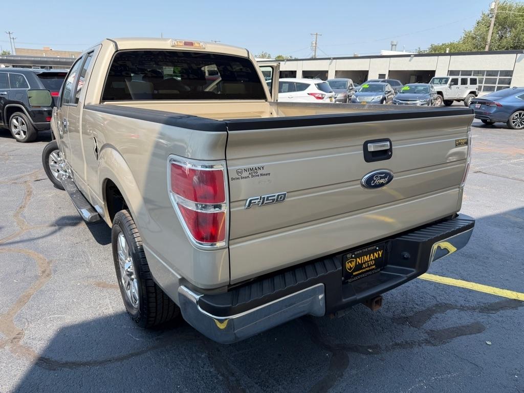 Ford F-150 XL SuperCab 8-ft. Bed 2WD 2009