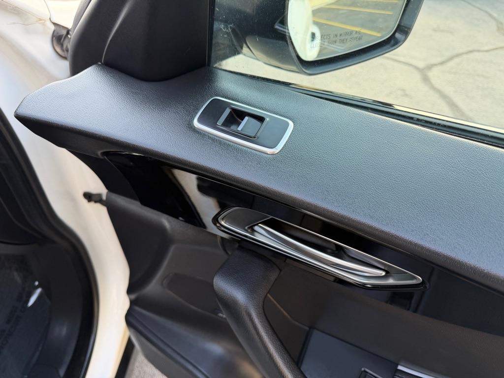 Jaguar F-Pace 25t Premium 2019