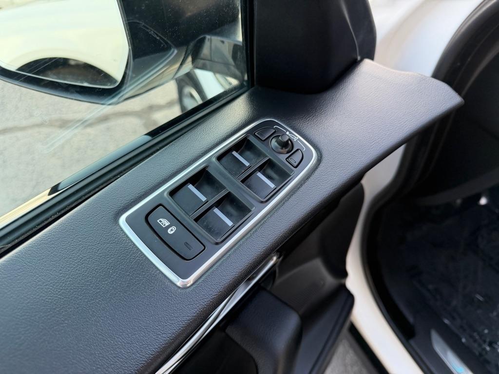 Jaguar F-Pace 25t Premium 2019