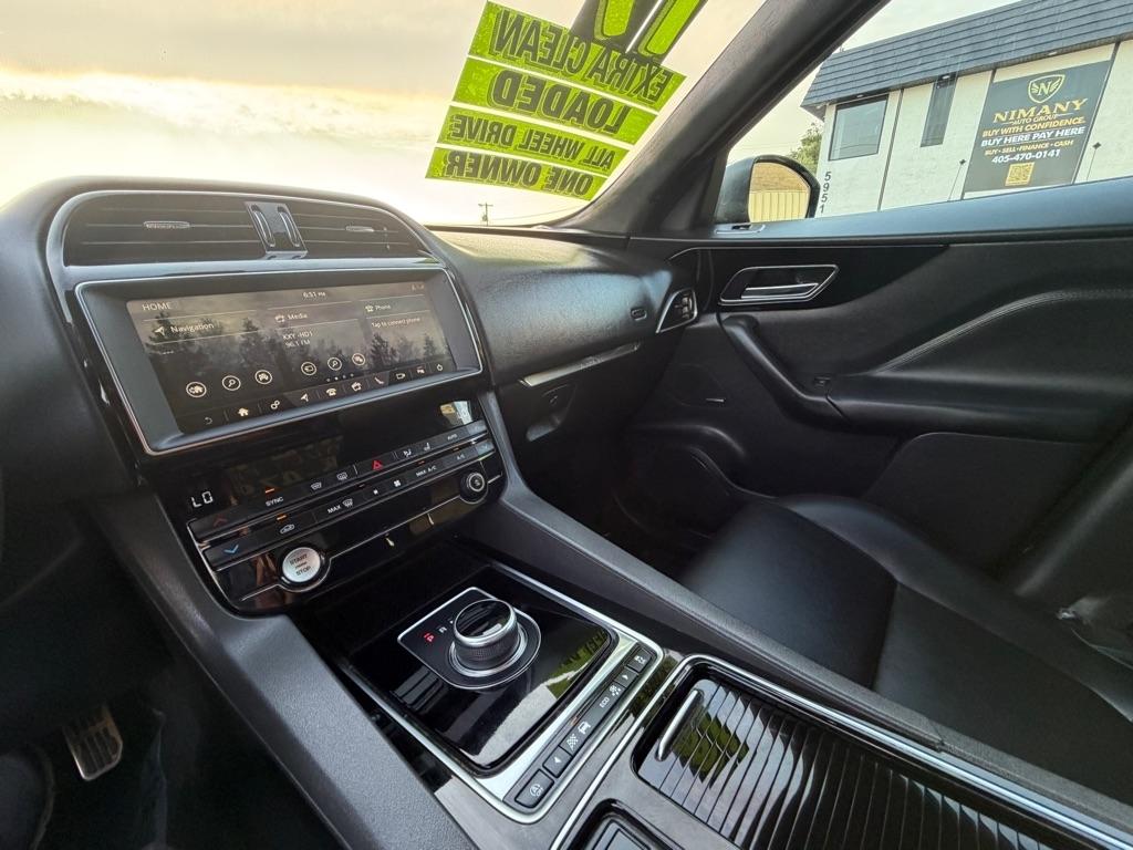 Jaguar F-Pace 25t Premium 2019