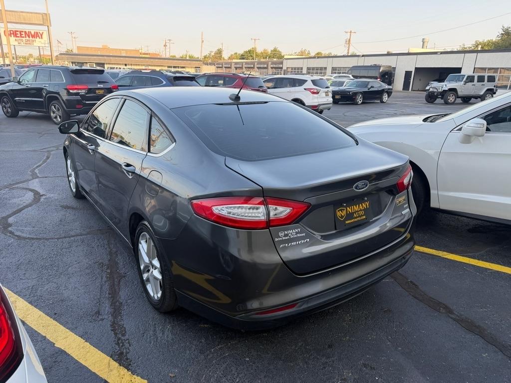 Ford Fusion SE 2016