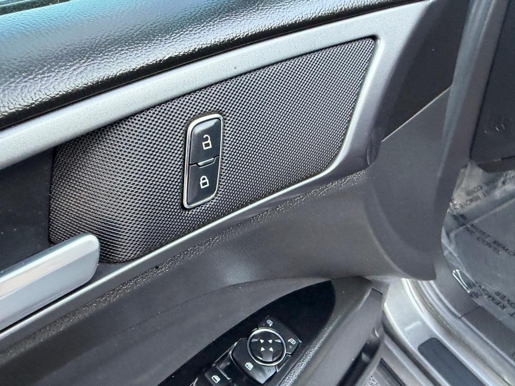 Ford Fusion SE 2016