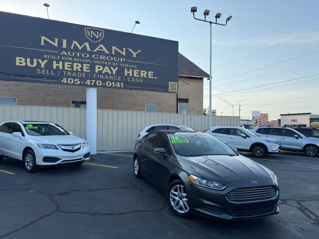 Ford Fusion SE 2016