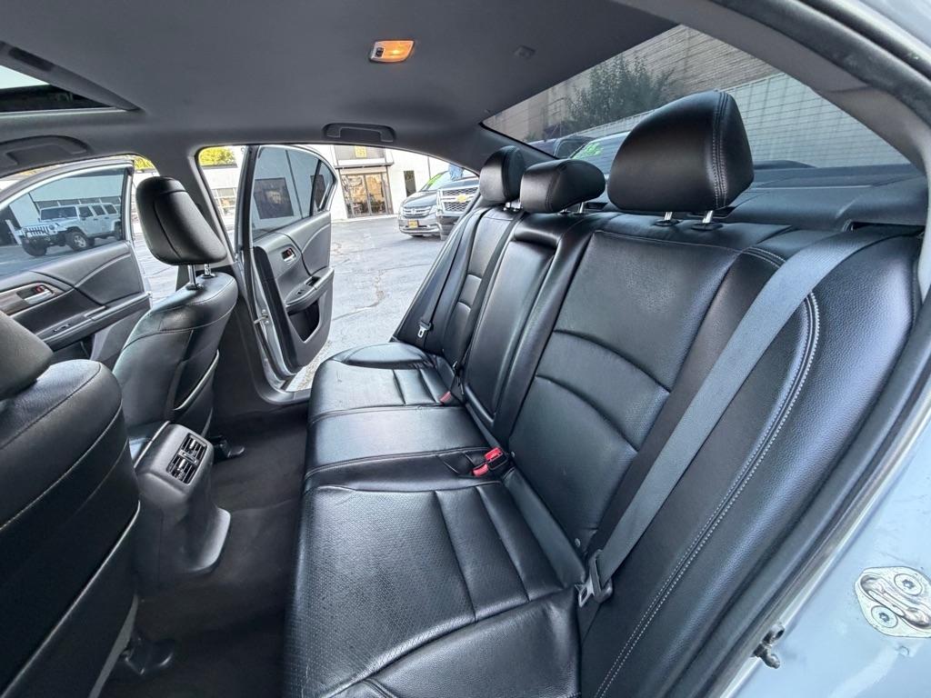 Honda Accord EX-L Sedan V6 6-Spd AT 2016