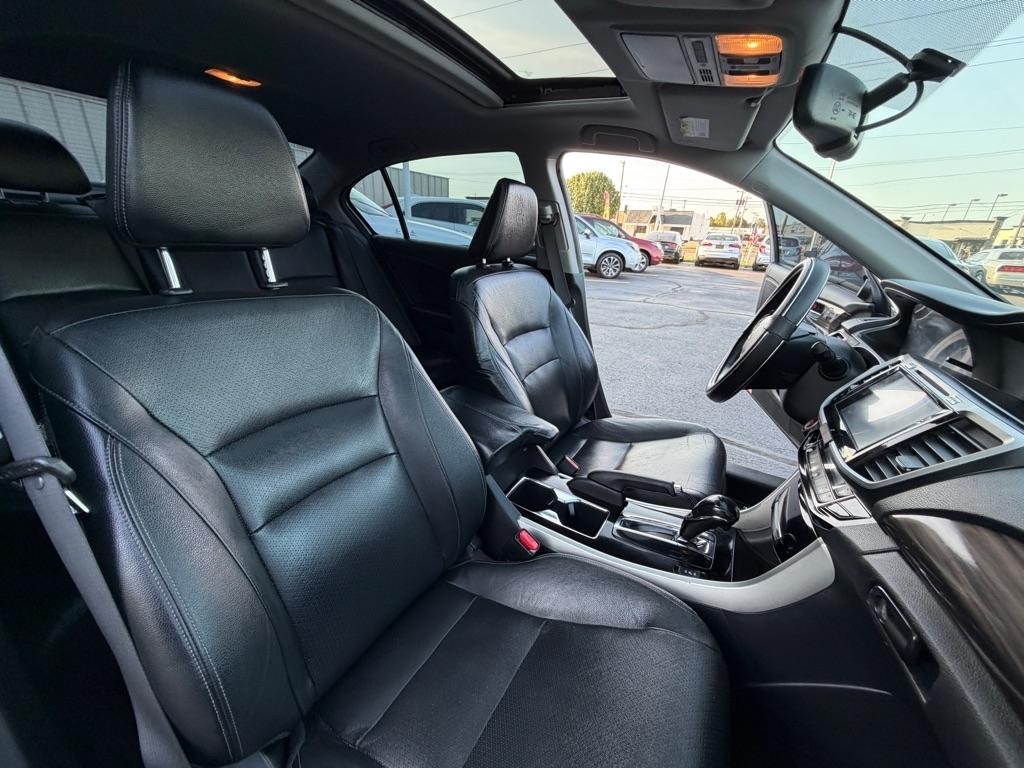 Honda Accord EX-L Sedan V6 6-Spd AT 2016