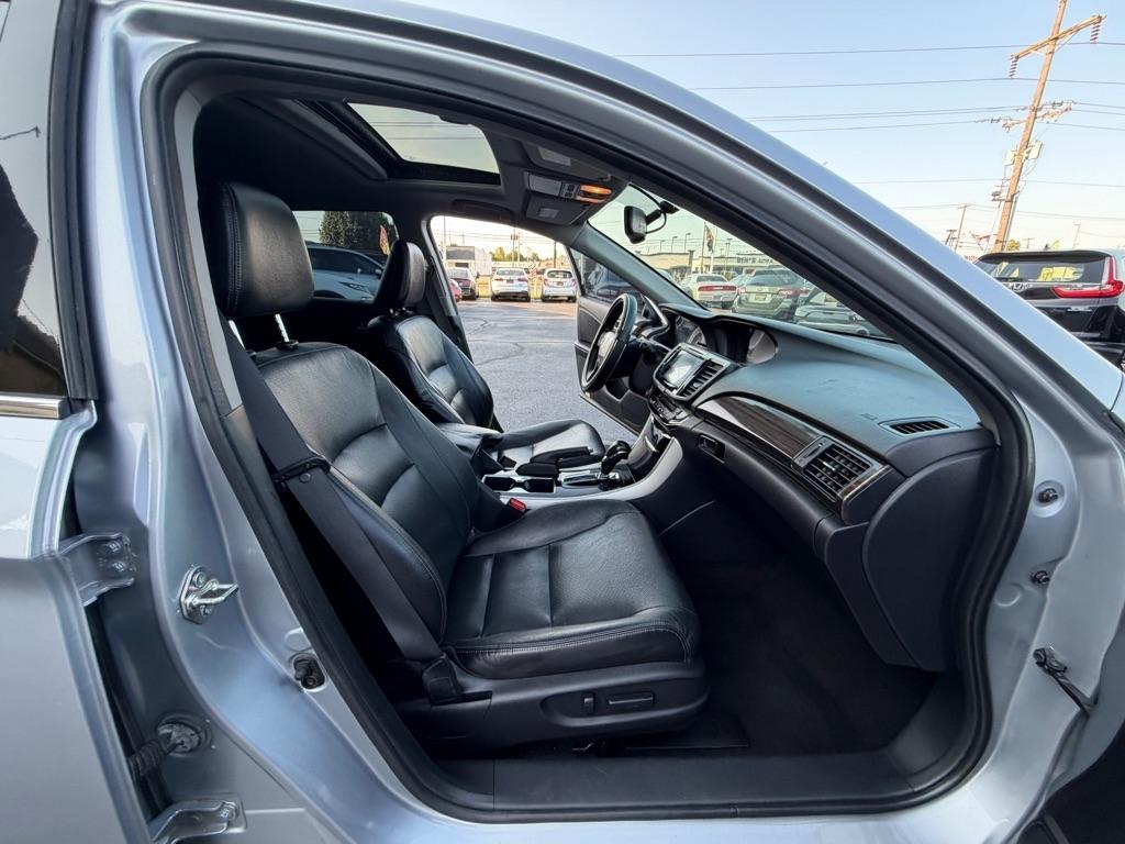 Honda Accord EX-L Sedan V6 6-Spd AT 2016