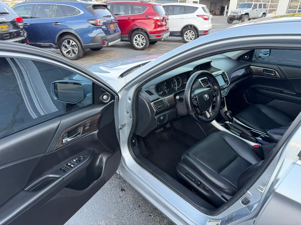Honda Accord EX-L Sedan V6 6-Spd AT 2016