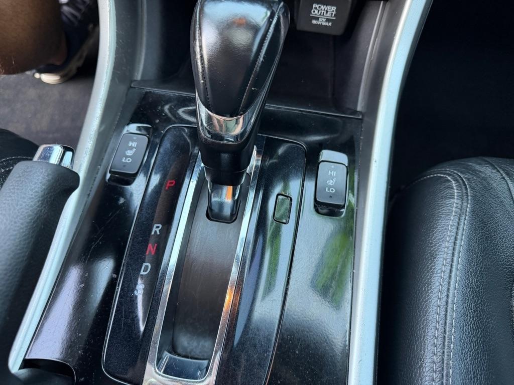 Honda Accord EX-L Sedan V6 6-Spd AT 2016