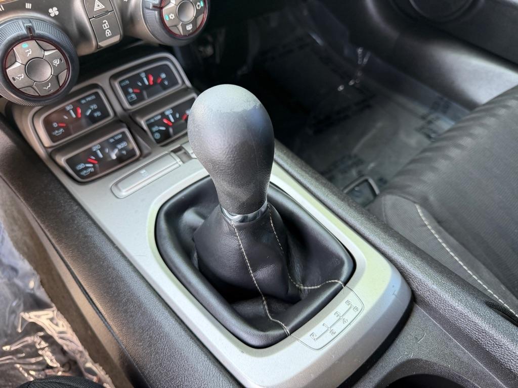 Chevrolet Camaro LS Coupe 2013