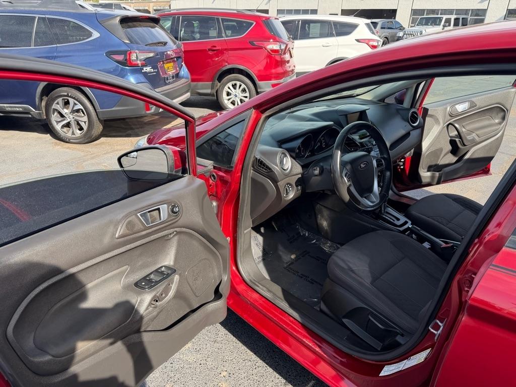 Ford Fiesta SE Hatchback 2014
