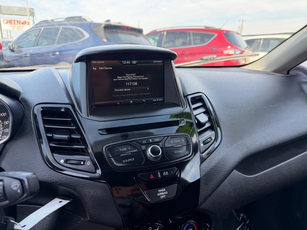 Ford Fiesta SE Hatchback 2014