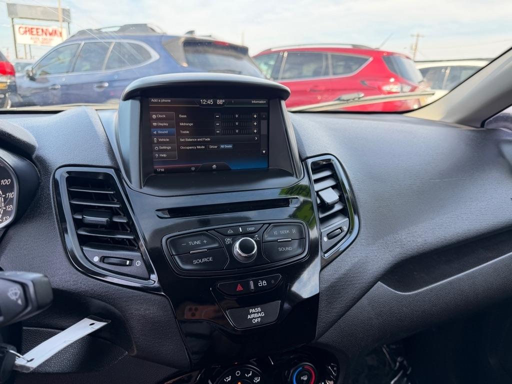 Ford Fiesta SE Hatchback 2014