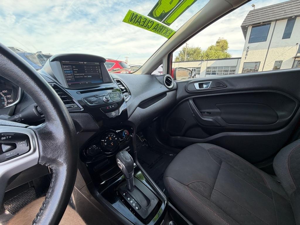 Ford Fiesta SE Hatchback 2014
