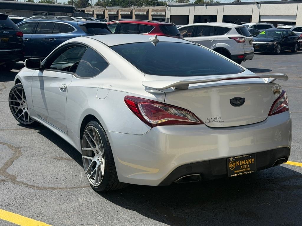 Hyundai Genesis Coupe 3.8 8AT 2015