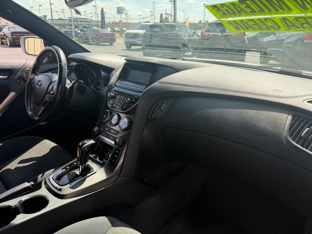 Hyundai Genesis Coupe 3.8 8AT 2015
