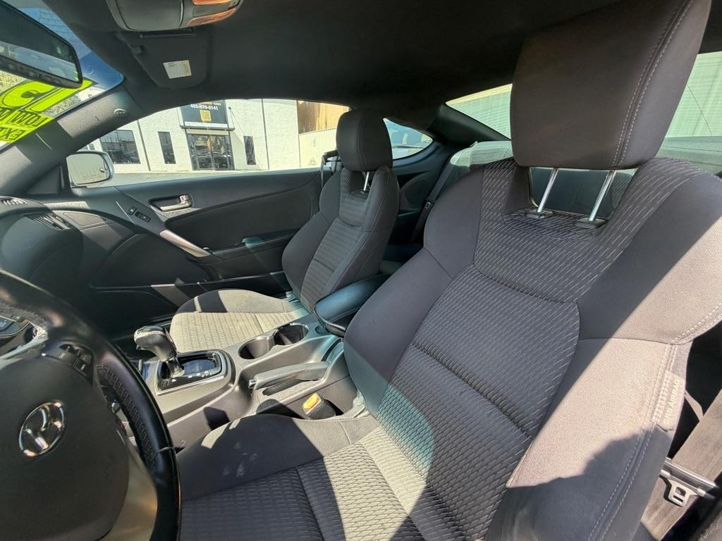 Hyundai Genesis Coupe 3.8 8AT 2015
