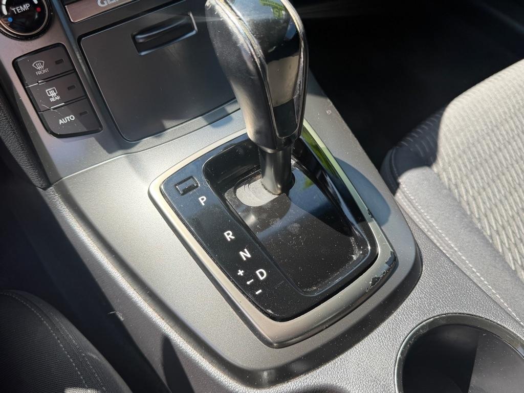 Hyundai Genesis Coupe 3.8 8AT 2015
