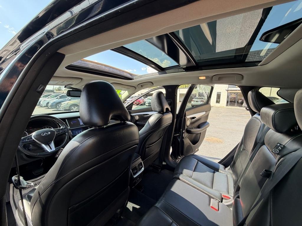 Infiniti QX50 PURE 2019