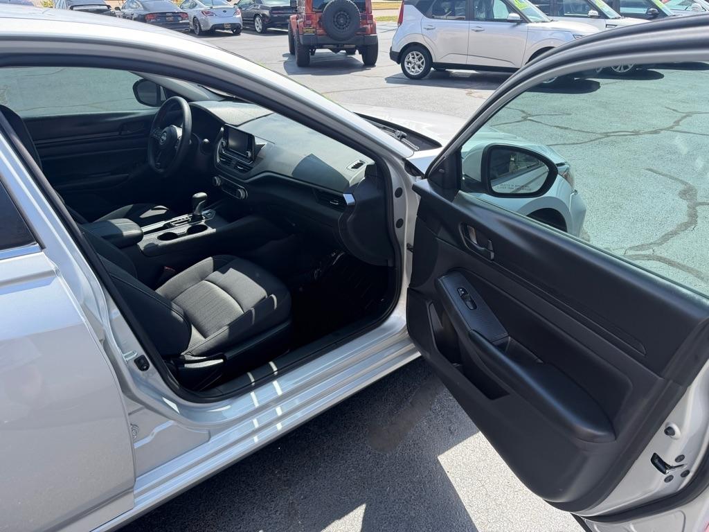 Nissan Altima 2.5 S 2023