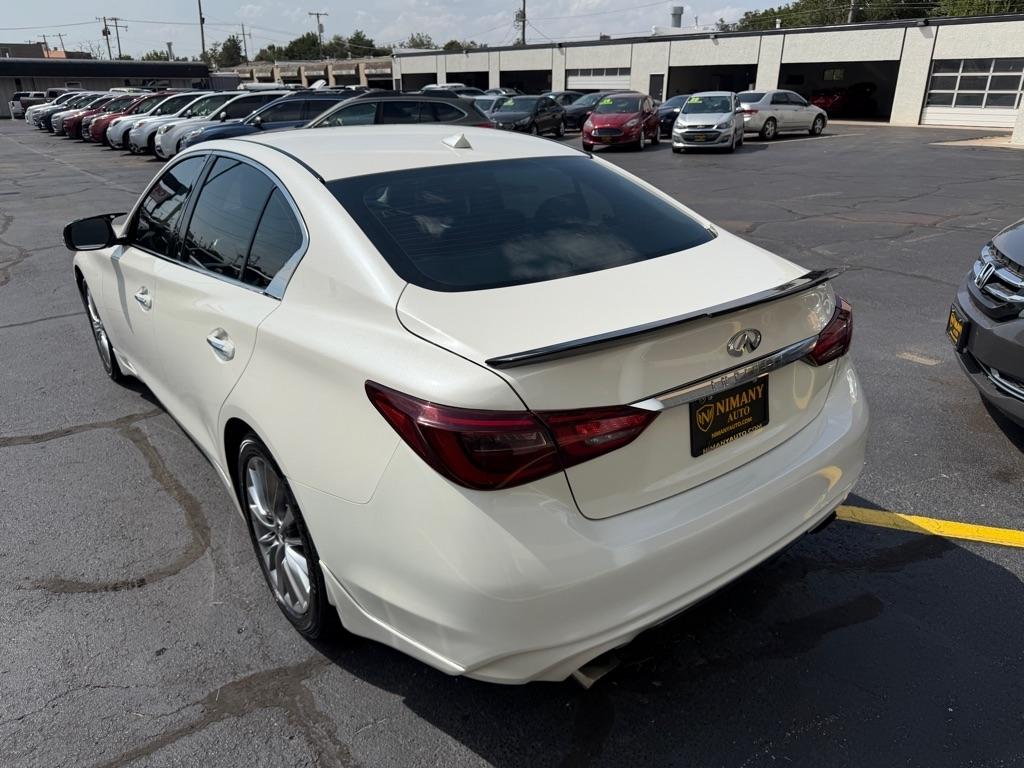 Infiniti Q50 3.0t LUXE 2019