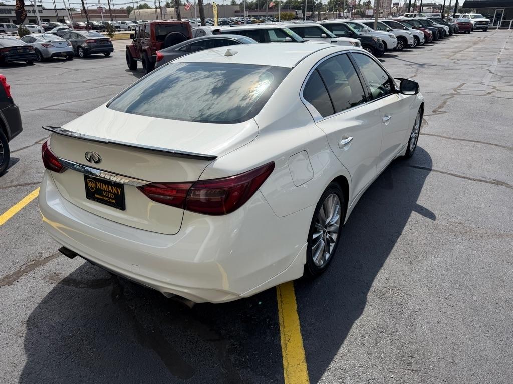 Infiniti Q50 3.0t LUXE 2019