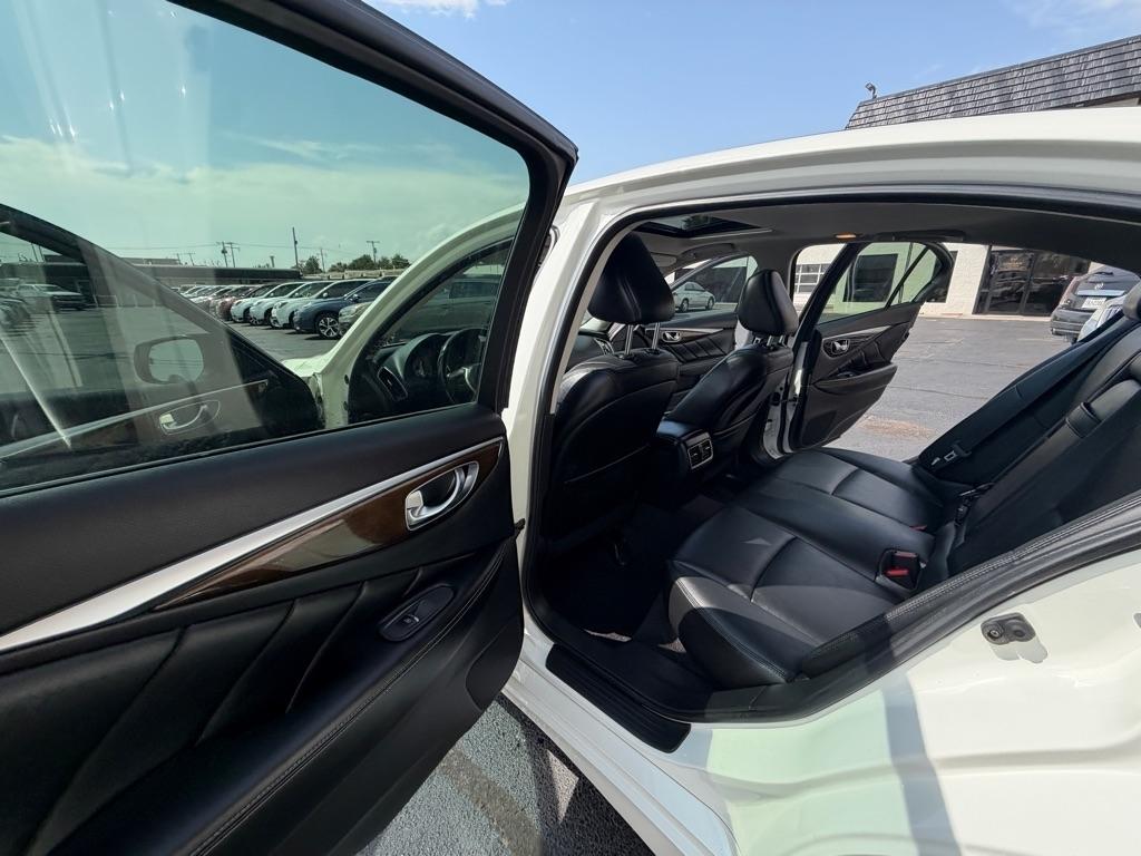 Infiniti Q50 3.0t LUXE 2019