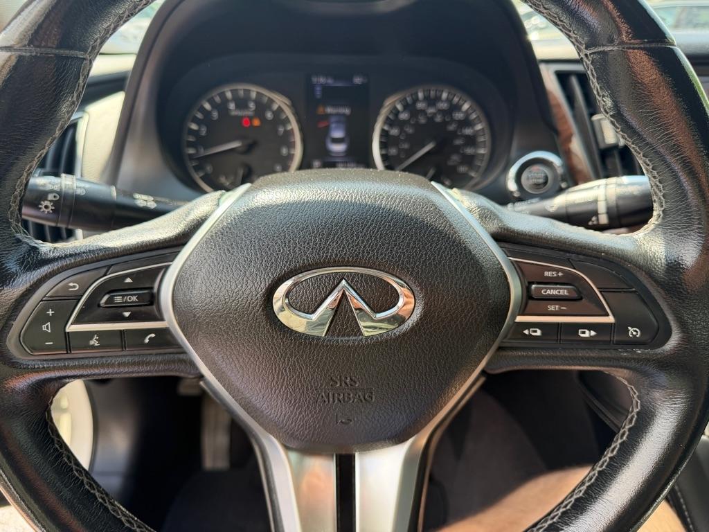 Infiniti Q50 3.0t LUXE 2019