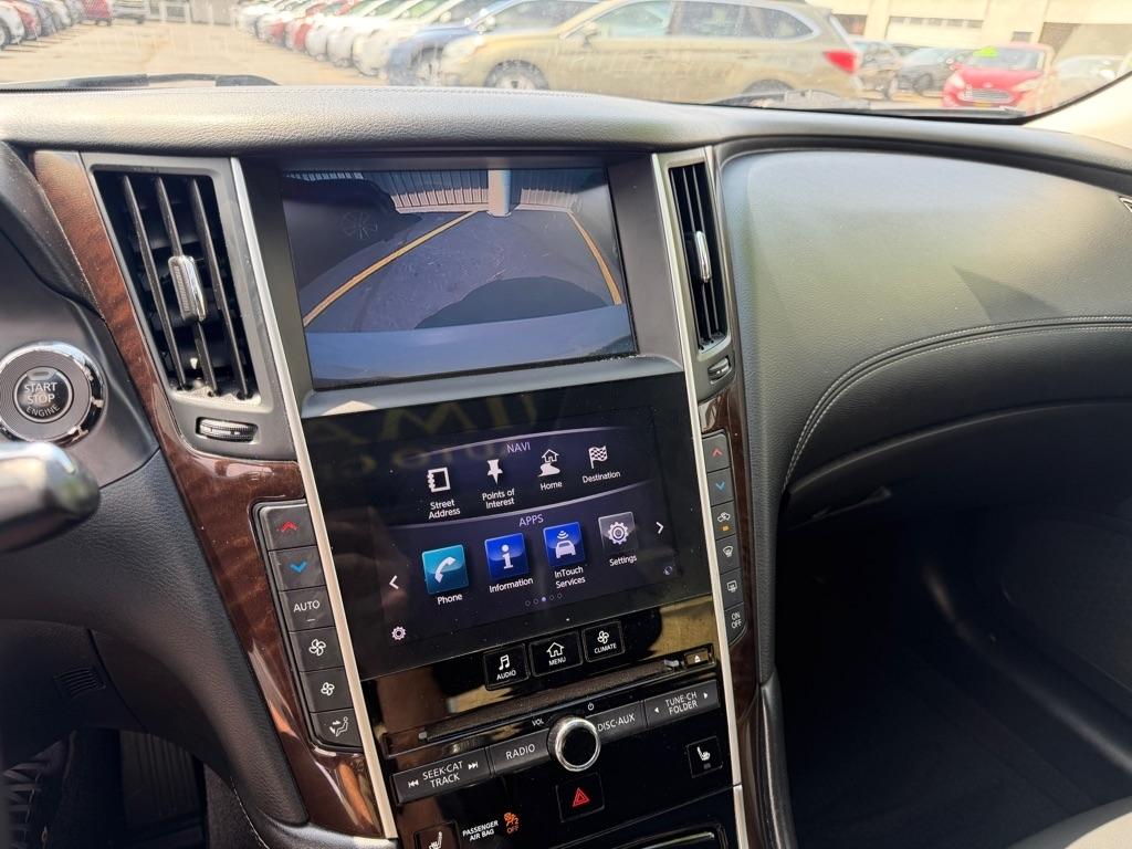 Infiniti Q50 3.0t LUXE 2019