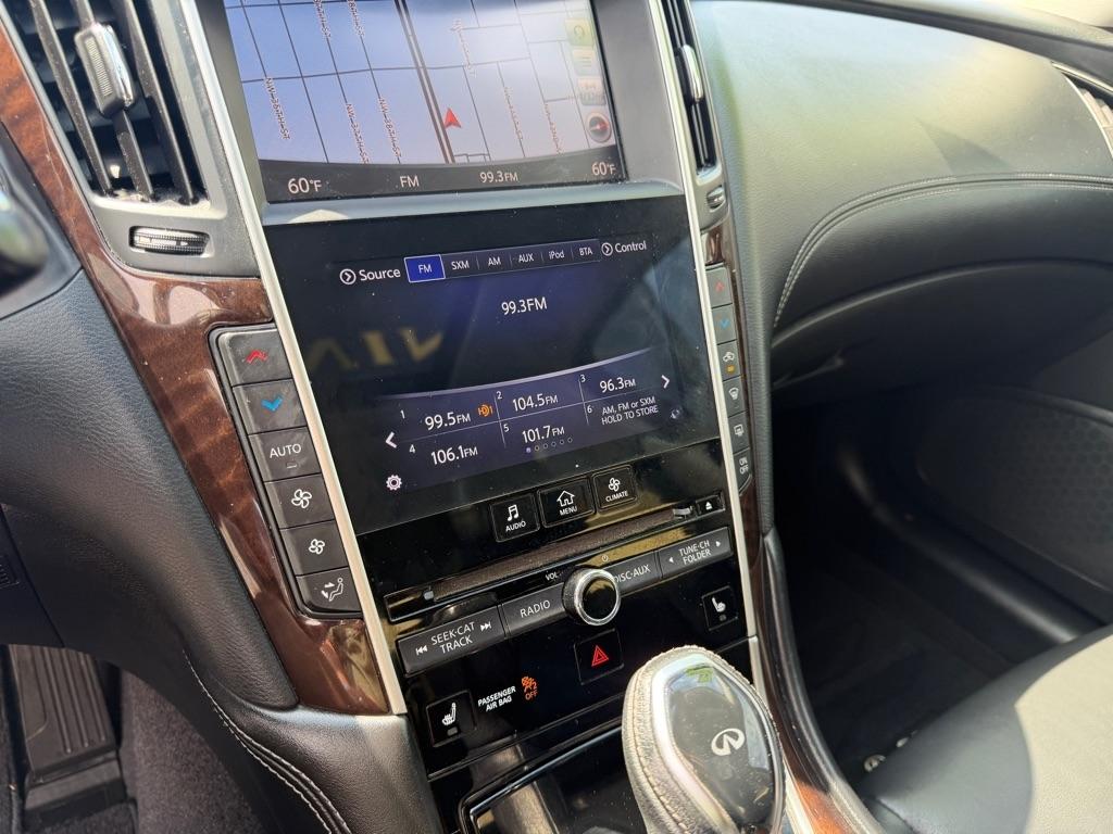 Infiniti Q50 3.0t LUXE 2019