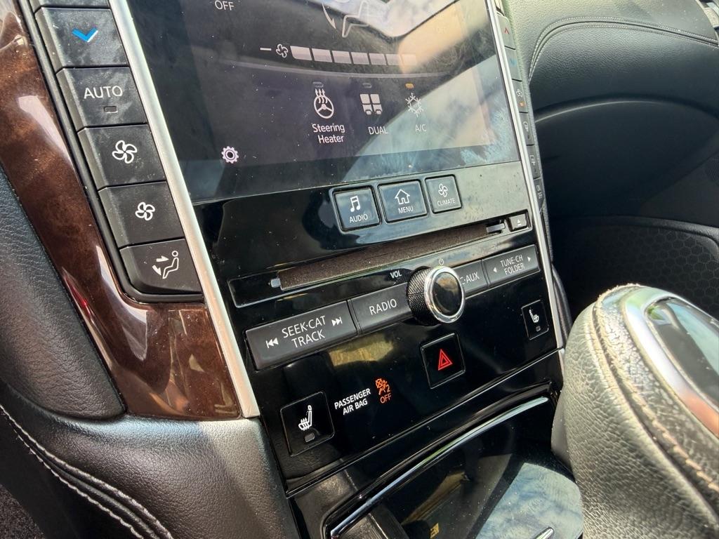 Infiniti Q50 3.0t LUXE 2019