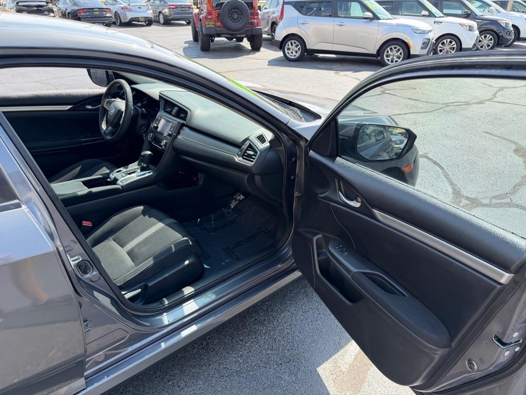 Honda Civic LX Sedan CVT 2016