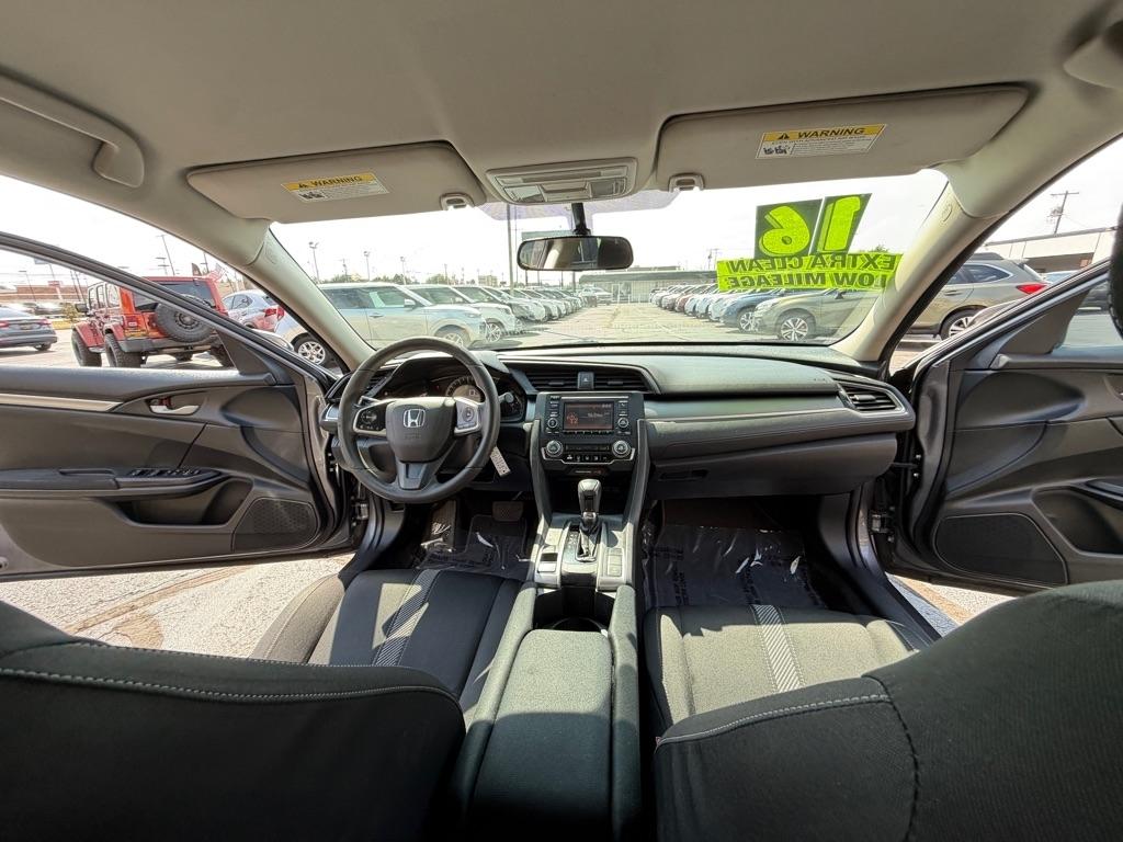 Honda Civic LX Sedan CVT 2016