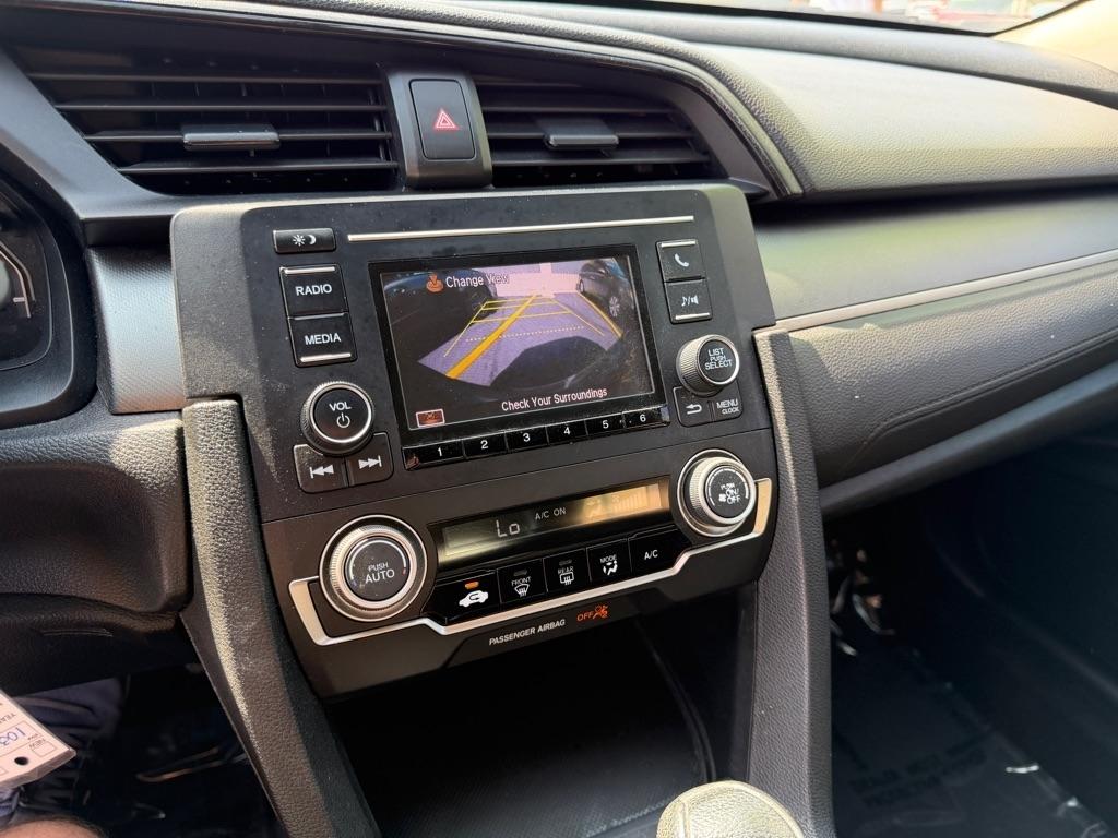 Honda Civic LX Sedan CVT 2016