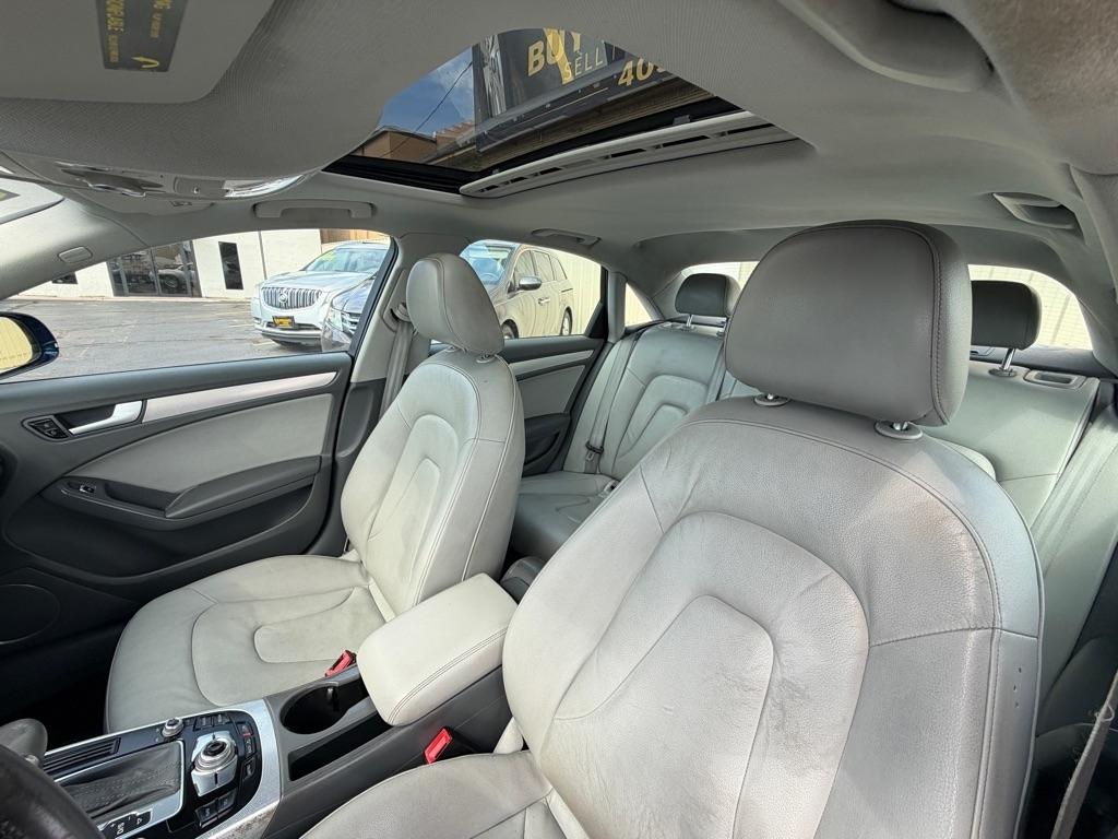 Audi A4 2.0T Sedan quattro Tiptronic 2013