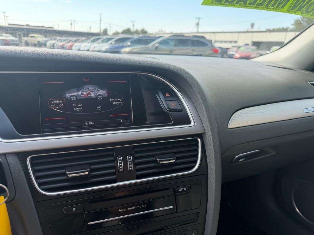 Audi A4 2.0T Sedan quattro Tiptronic 2013