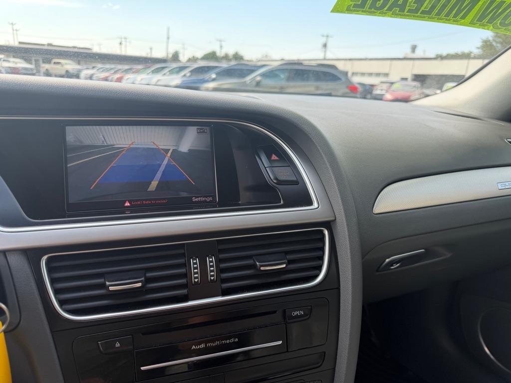 Audi A4 2.0T Sedan quattro Tiptronic 2013
