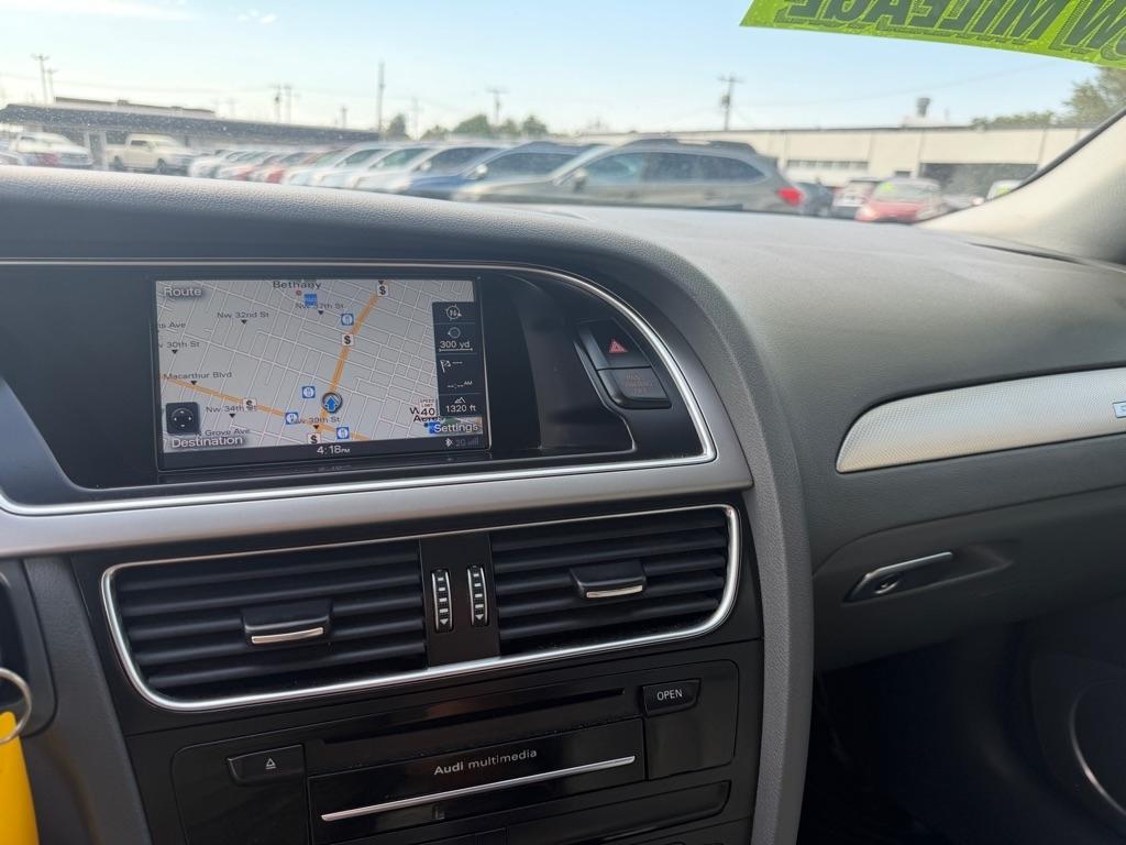 Audi A4 2.0T Sedan quattro Tiptronic 2013